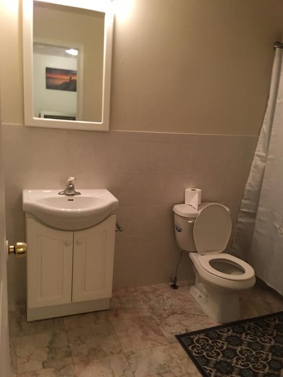 Mojoy Homesuites At Runyon Newark Exteriör bild