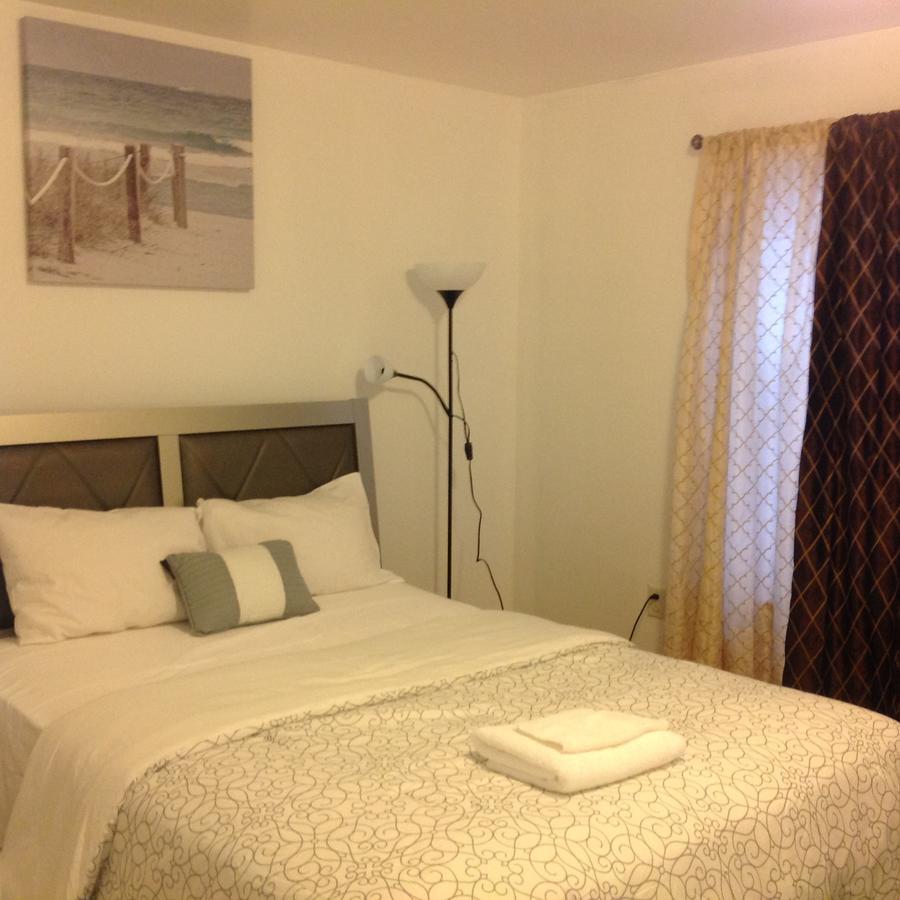 Mojoy Homesuites At Runyon Newark Exteriör bild